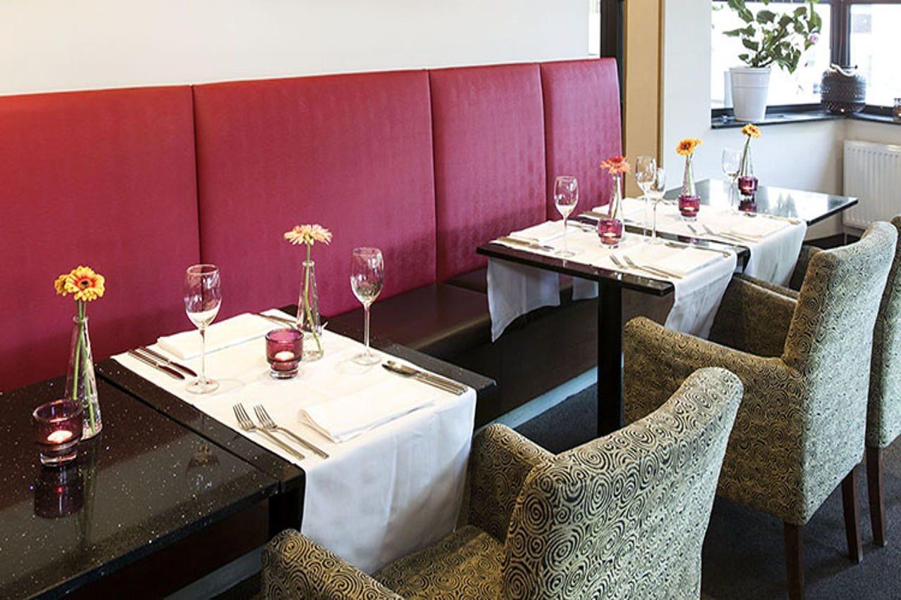 City Hotel Hengelo Hotel 4*
