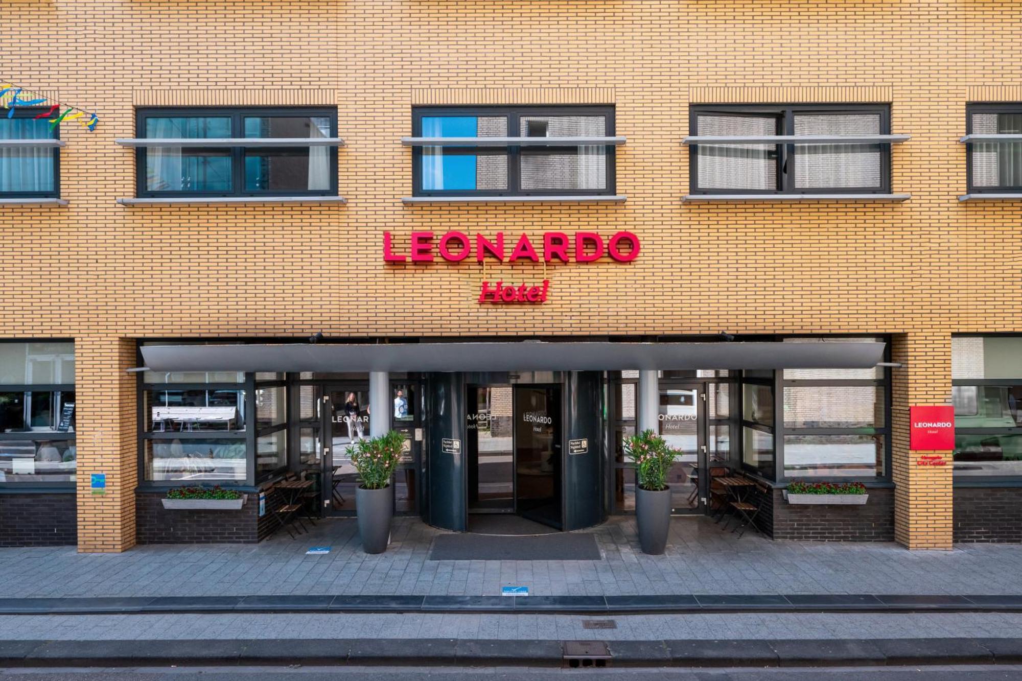 Leonardo Center 4*