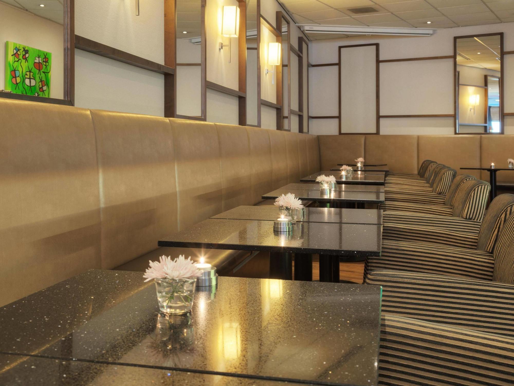 City Hotel Hengelo 4*